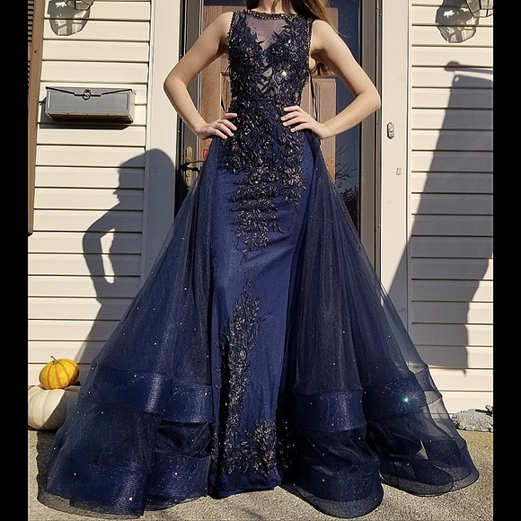 Terani Couture Navy Blue Pageant / Formal gown - Picture 1 of 4